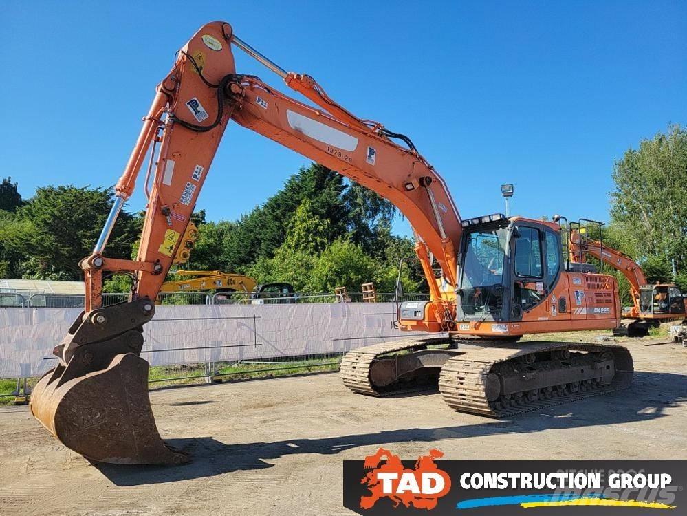 Doosan DX 225 LC-3 Raupenbagger