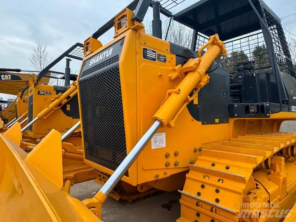 Shantui SD 22 F Bulldozer
