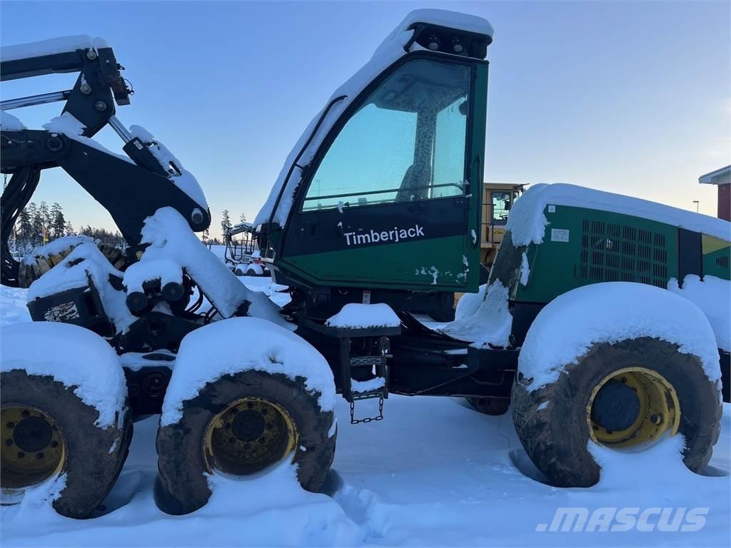Timberjack 1070 Harvester