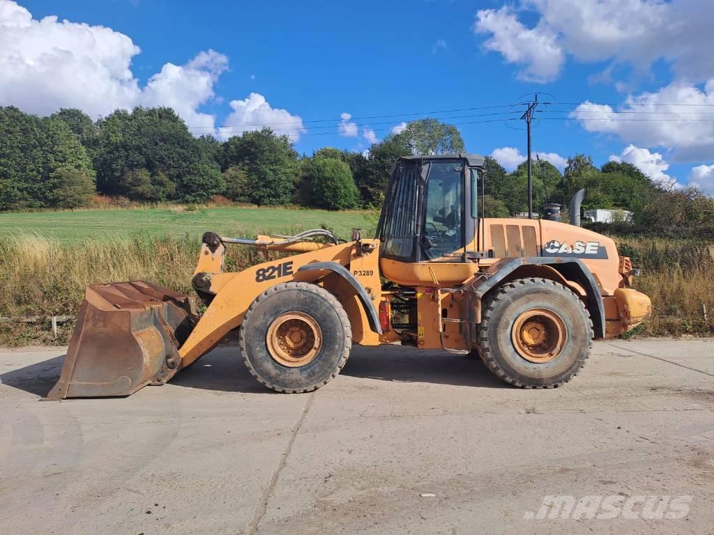 CASE 821 E XR Radlader