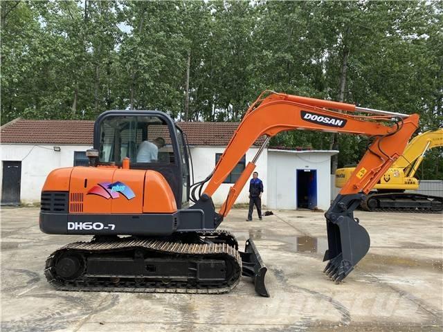 Doosan DX60 Raupenbagger