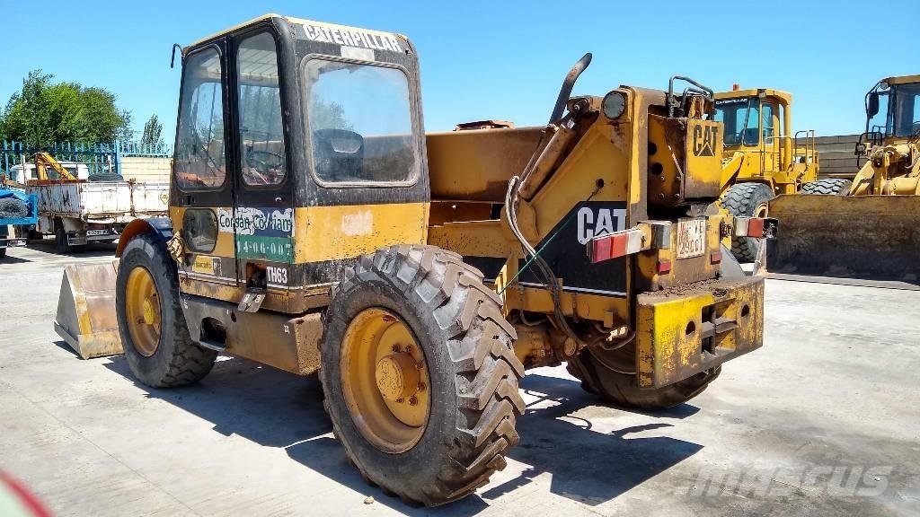 CAT TH63 Teleskoplader
