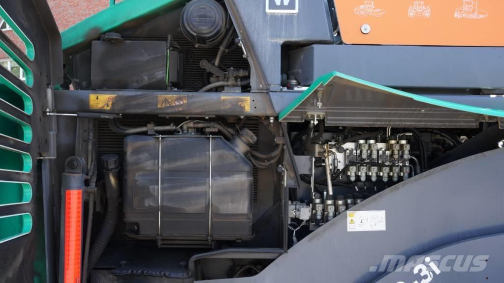 Vögele SUPER 1800-3I Strassenfertiger