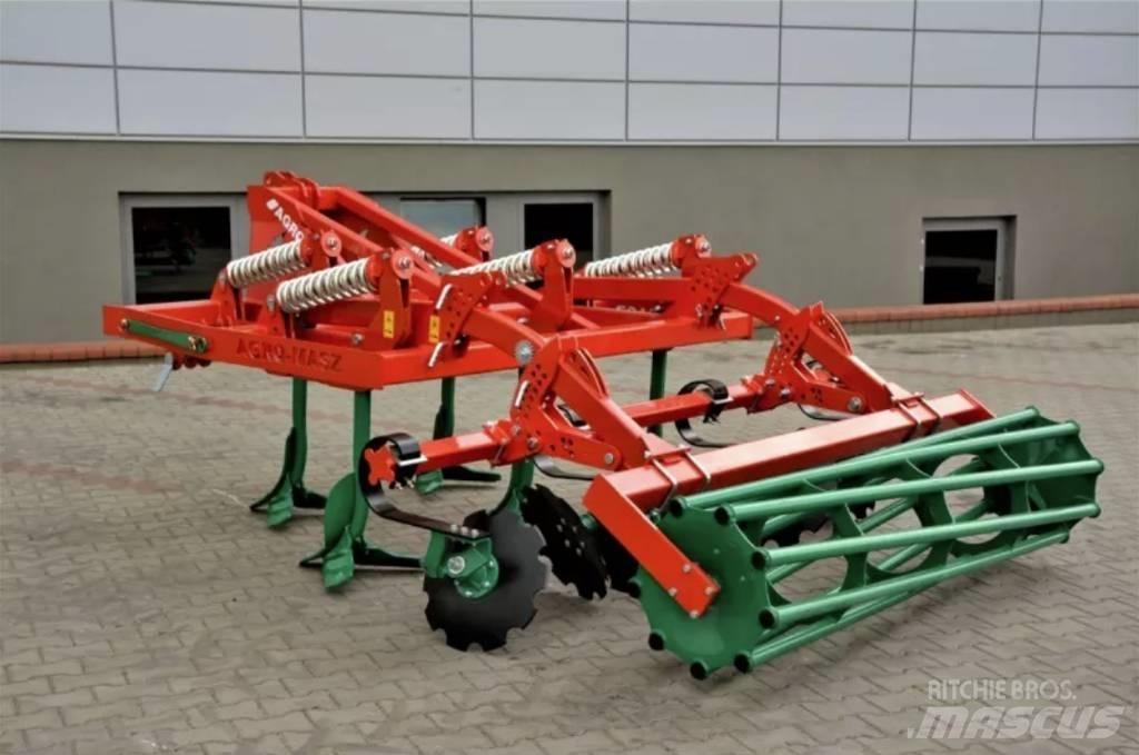 Agro-Masz APN 30 Grubber