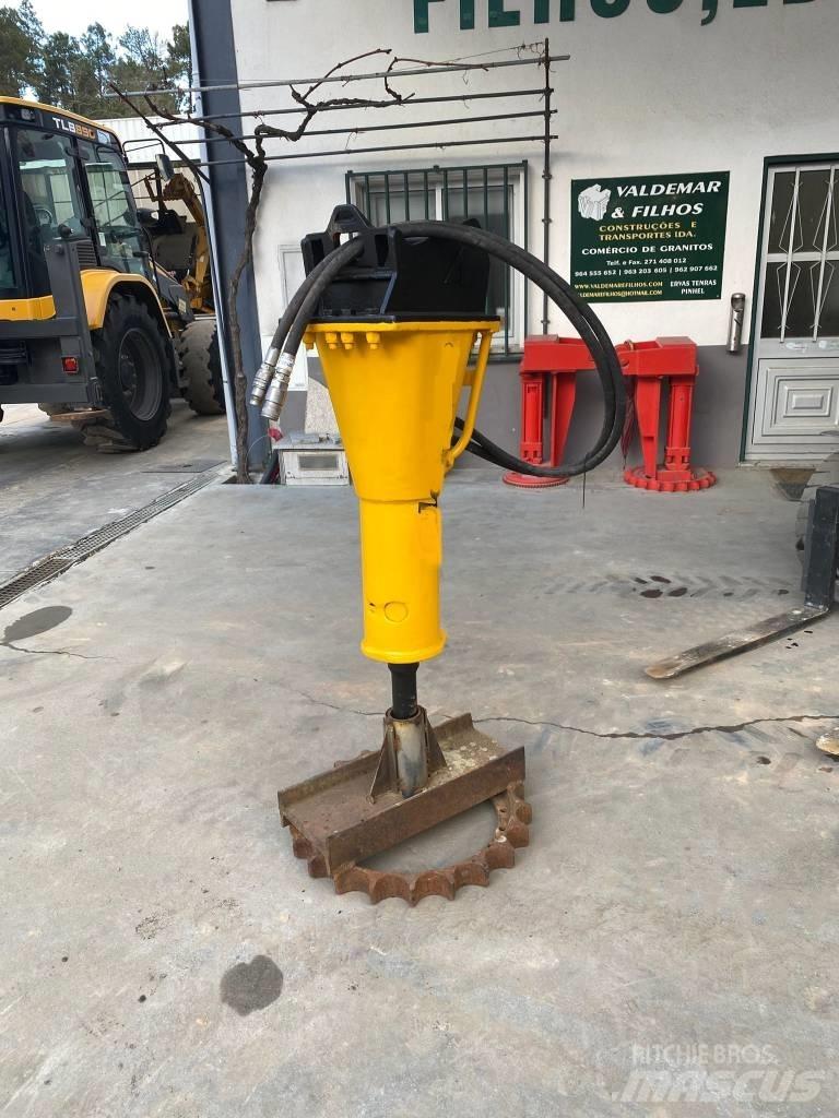 Montabert SD28 Hammer / Brecher