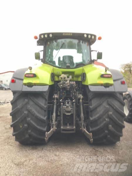 CLAAS AXION 920 Traktoren
