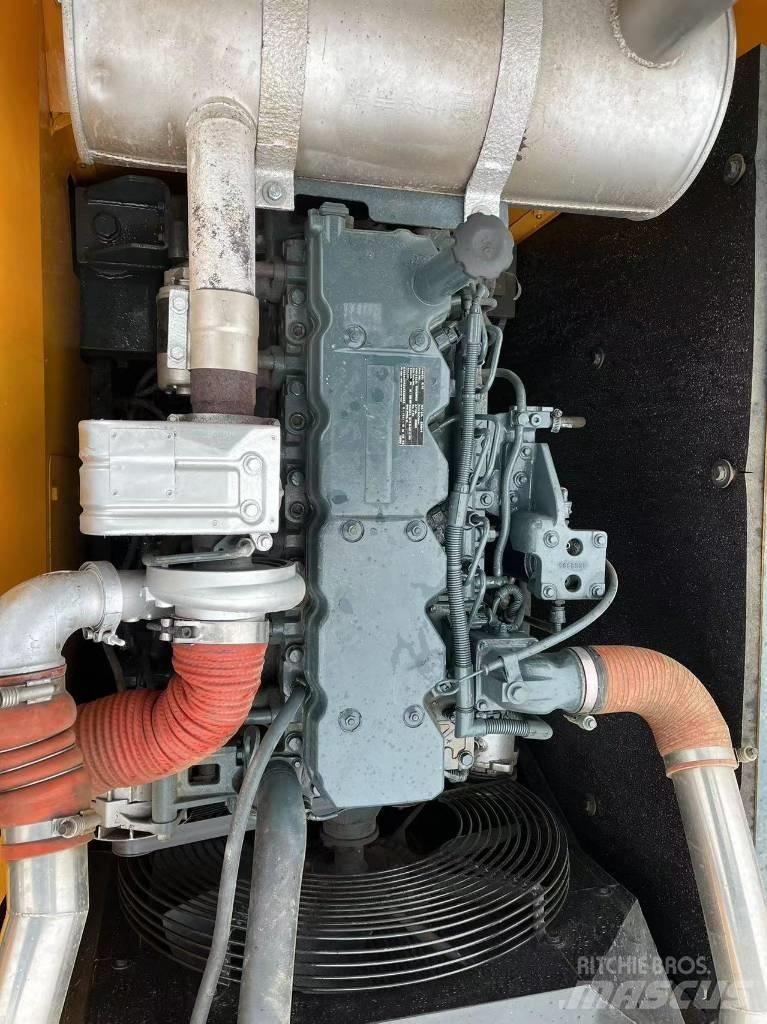 Hyundai R220LC-9S Raupenbagger