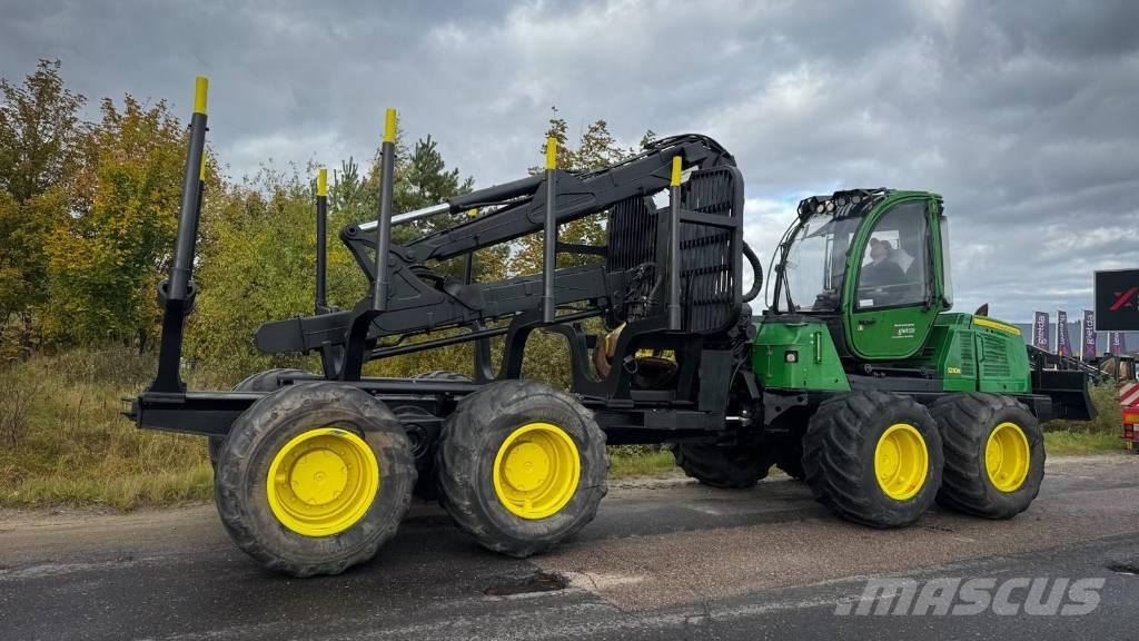 John Deere 1210 E Forwarder