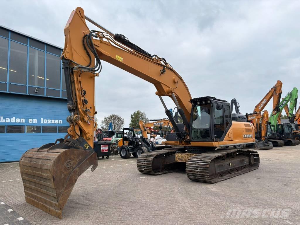 CASE CX 300 C Raupenbagger