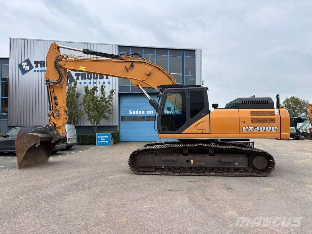 CASE CX 300 C Raupenbagger