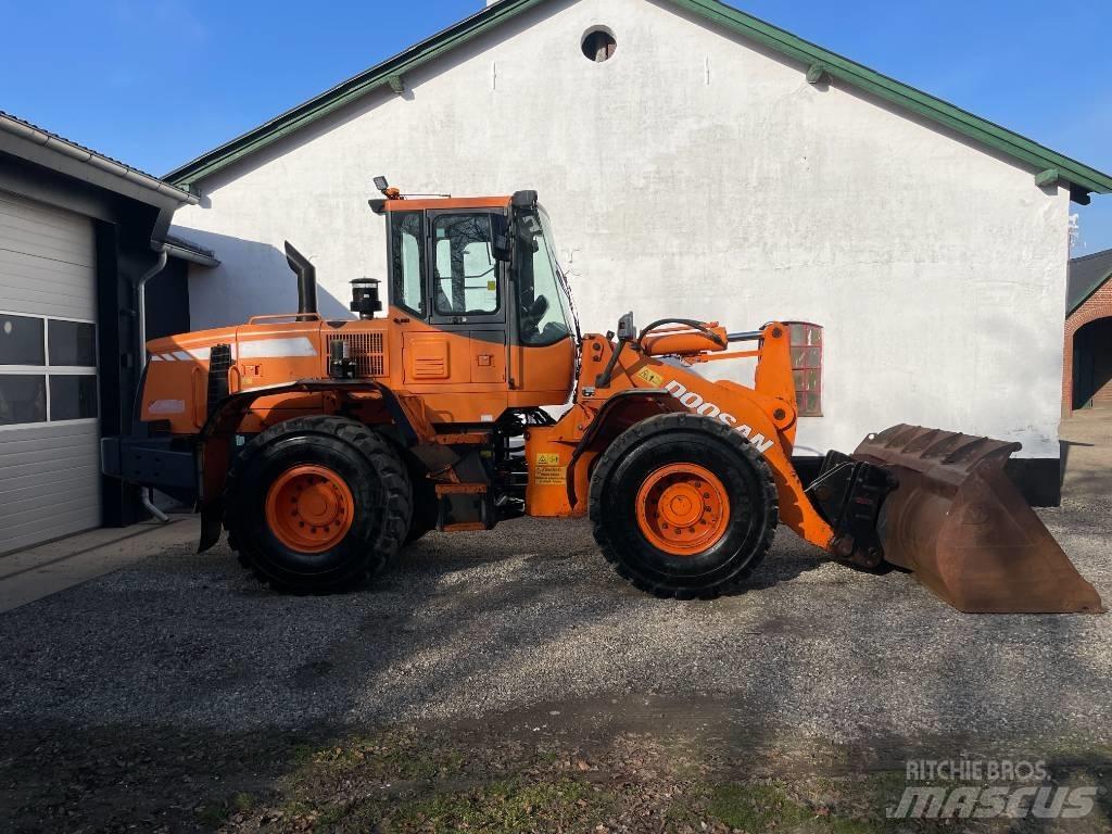 Doosan DL 250 15 Radlader