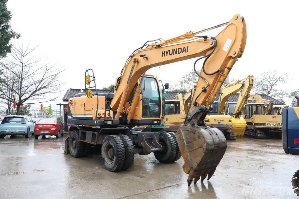 Hyundai 150W-9 Mobilbagger