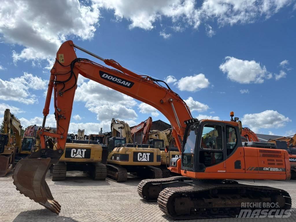 Doosan DX 225 LC-3 Raupenbagger
