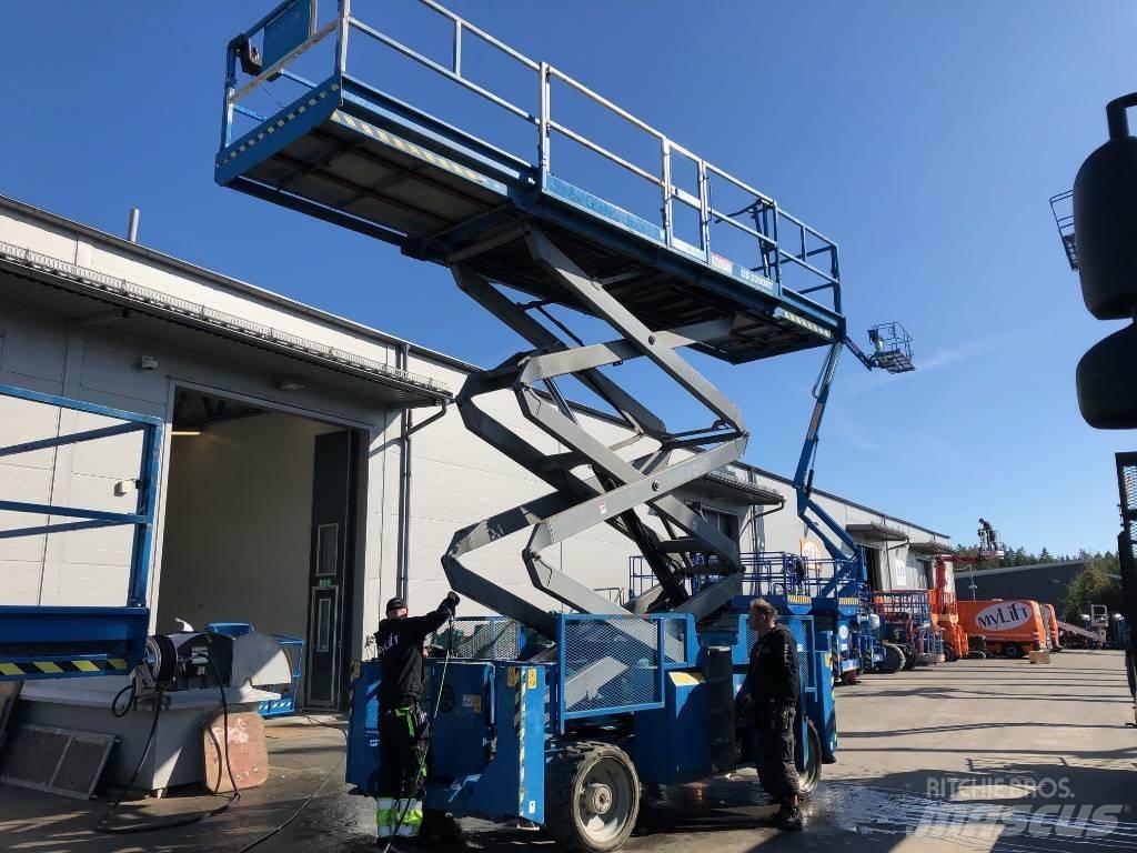 Genie GS 3390 RT Scheren-Arbeitsbühnen