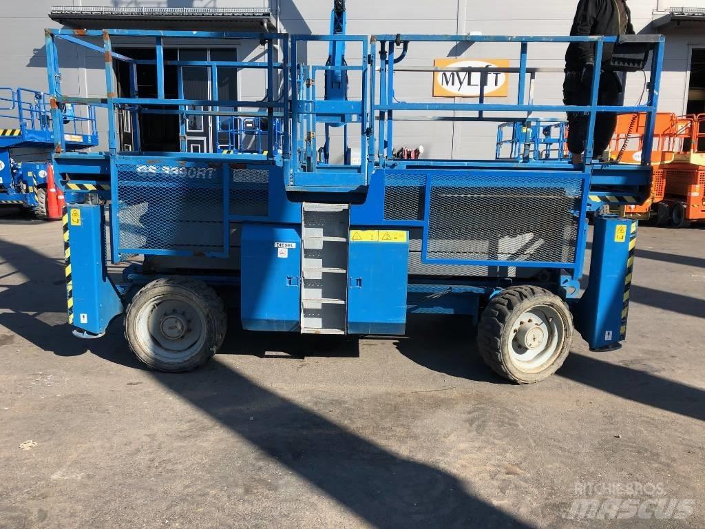 Genie GS 3390 RT Scheren-Arbeitsbühnen
