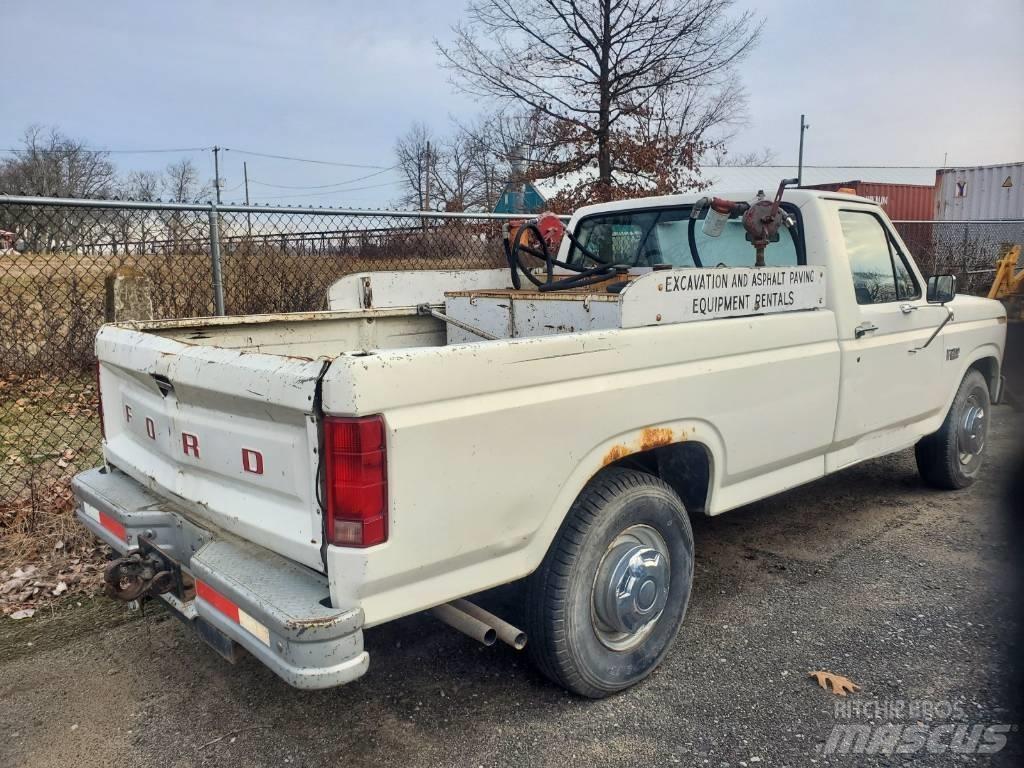 Ford F 250 Kommunal-Sonderfahrzeuge