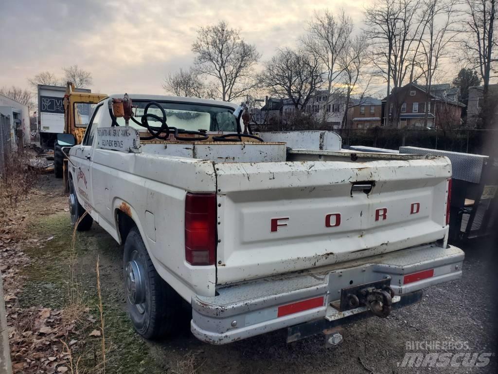 Ford F 250 Kommunal-Sonderfahrzeuge