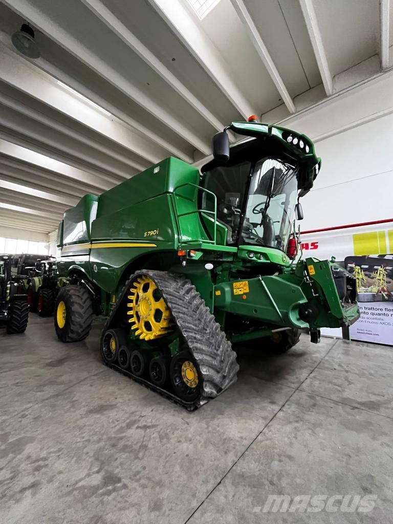 John Deere S790 i Mähdrescher