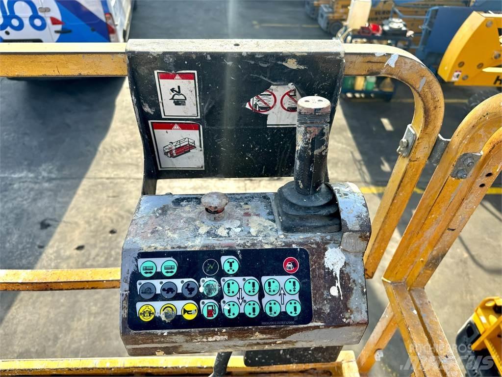Haulotte H18SXL Scheren-Arbeitsbühnen