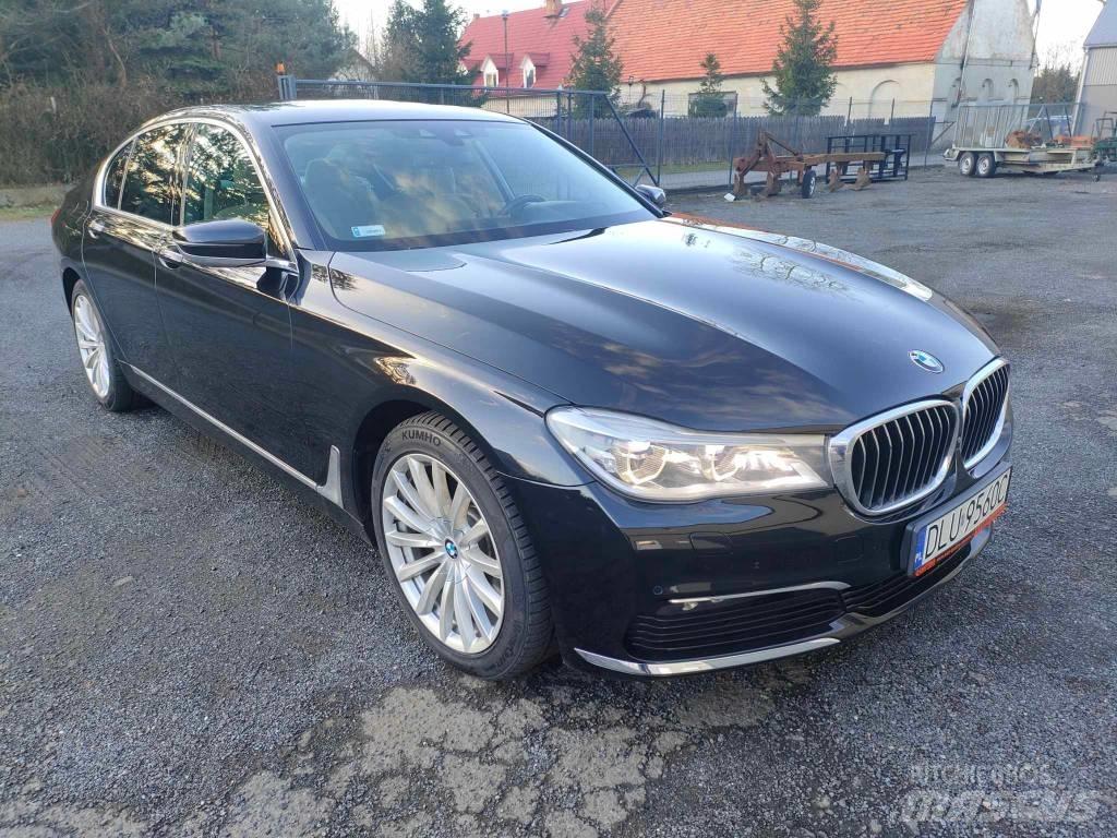 BMW 730D PKWs