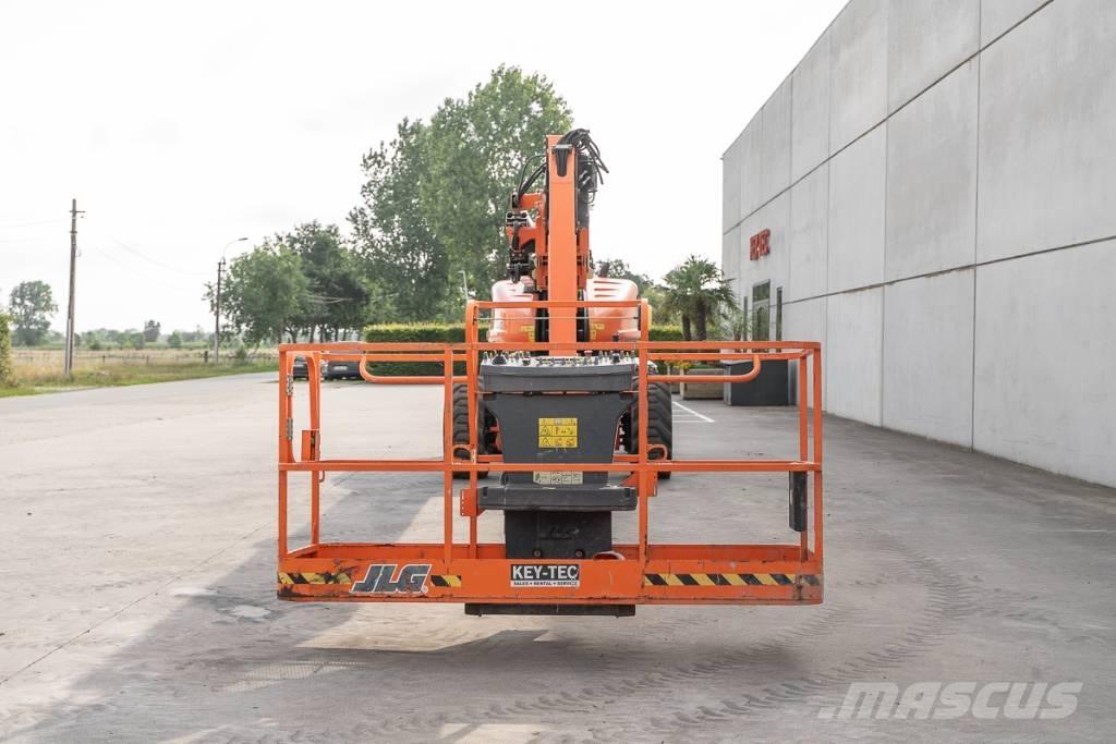 JLG 1350 SJP Teleskopbühnen