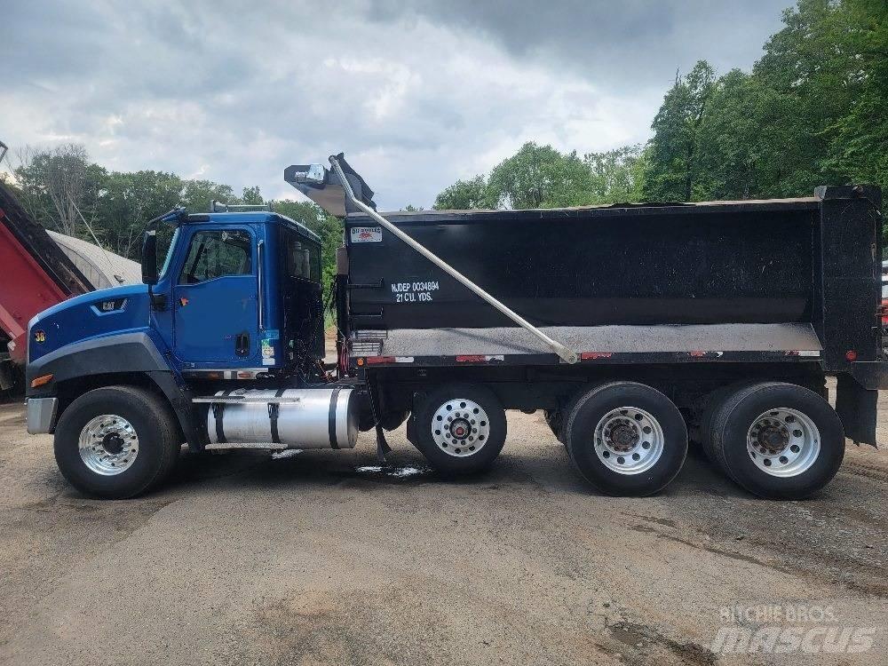 CAT CT 660 Kipper