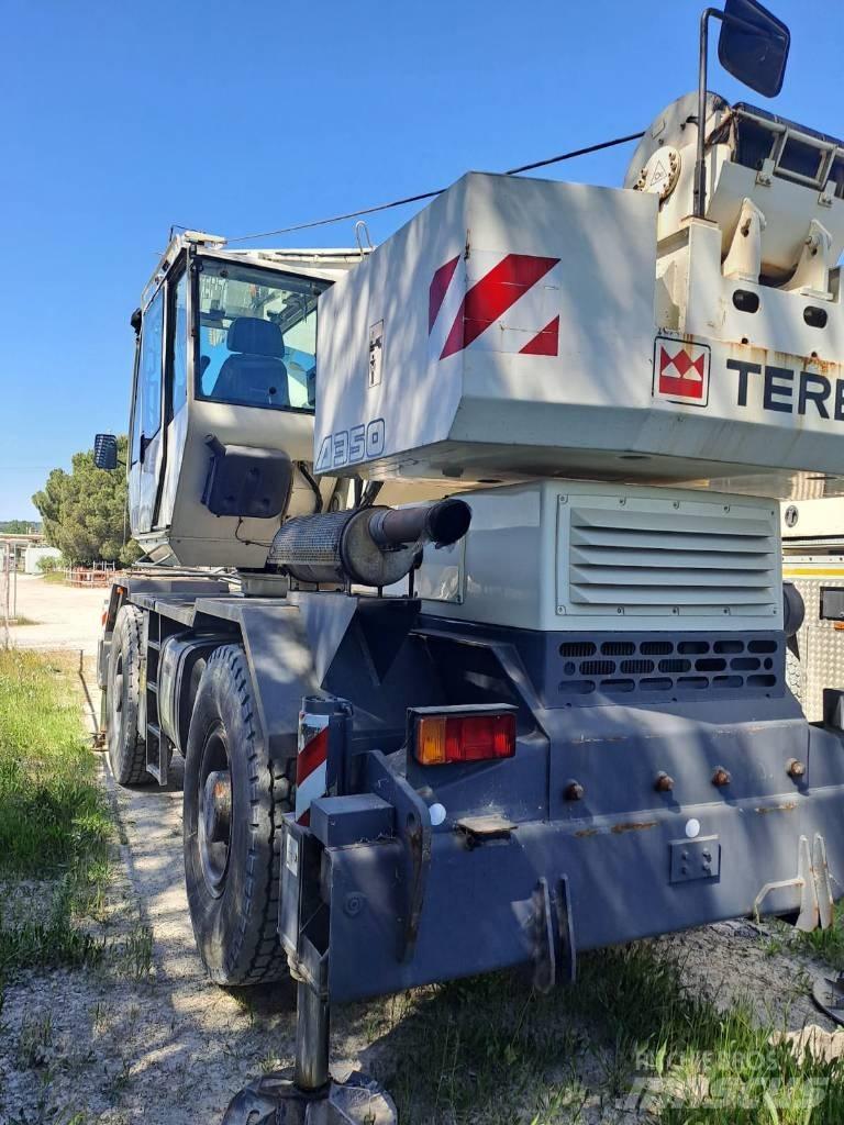 Terex A 350 Ruwterrein kranen