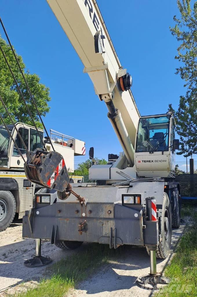 Terex A 350 Ruwterrein kranen