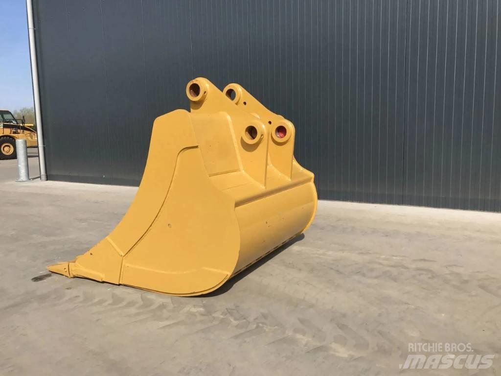 CAT 326GC Schaufeln