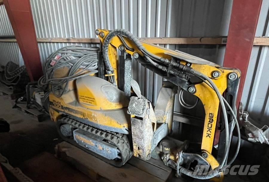 Brokk 100 Abrissbagger