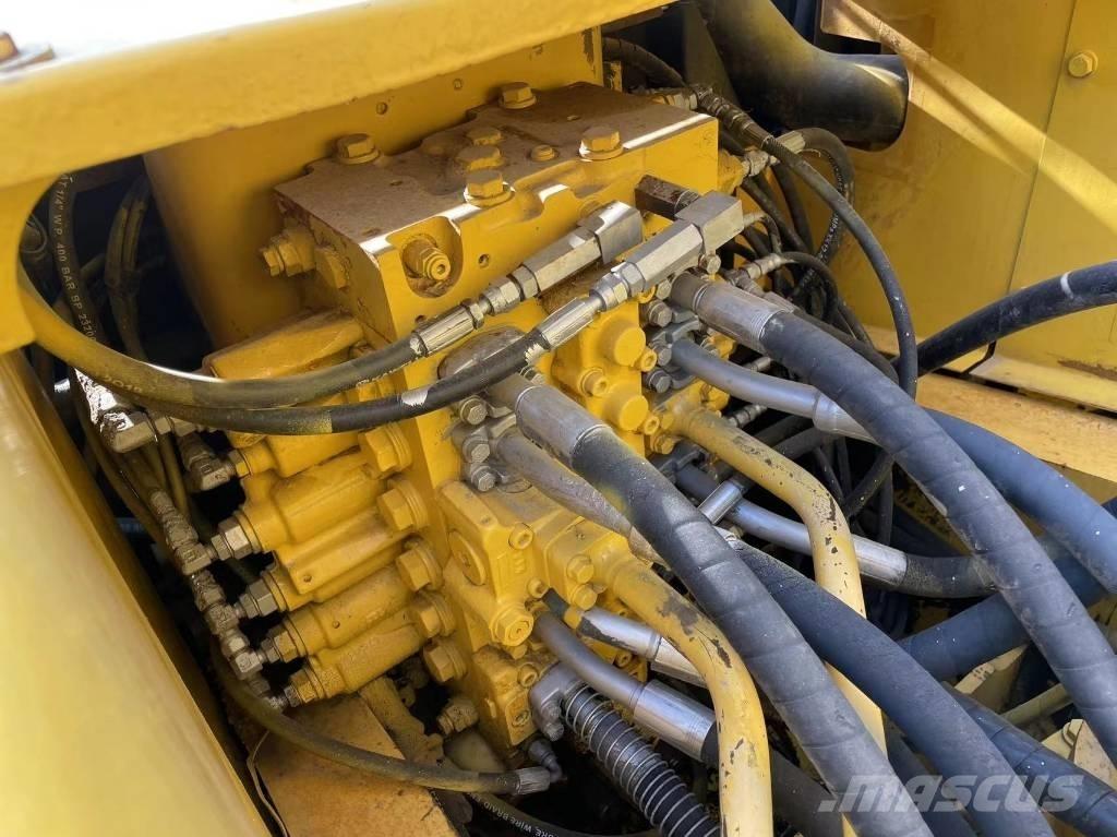 Komatsu PC 220-7 Raupenbagger