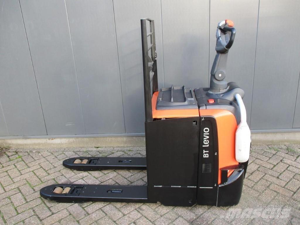 Toyota LPE250 Gabelstapler mit Fahrerstand