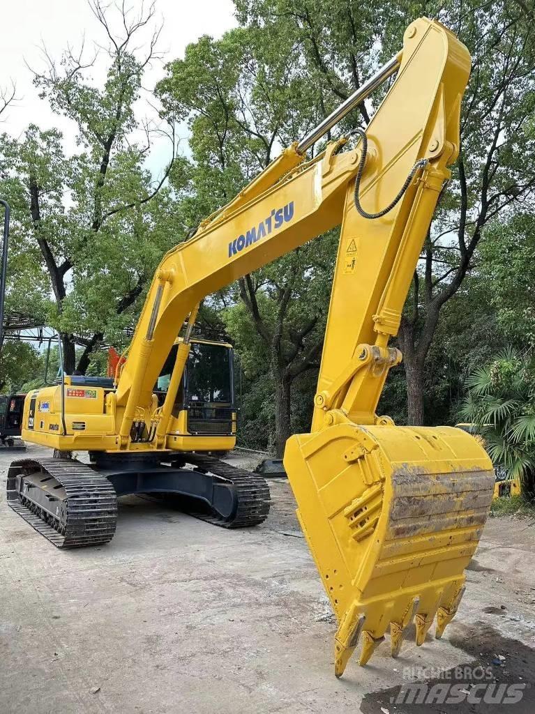 Komatsu PC220-8 Raupenbagger