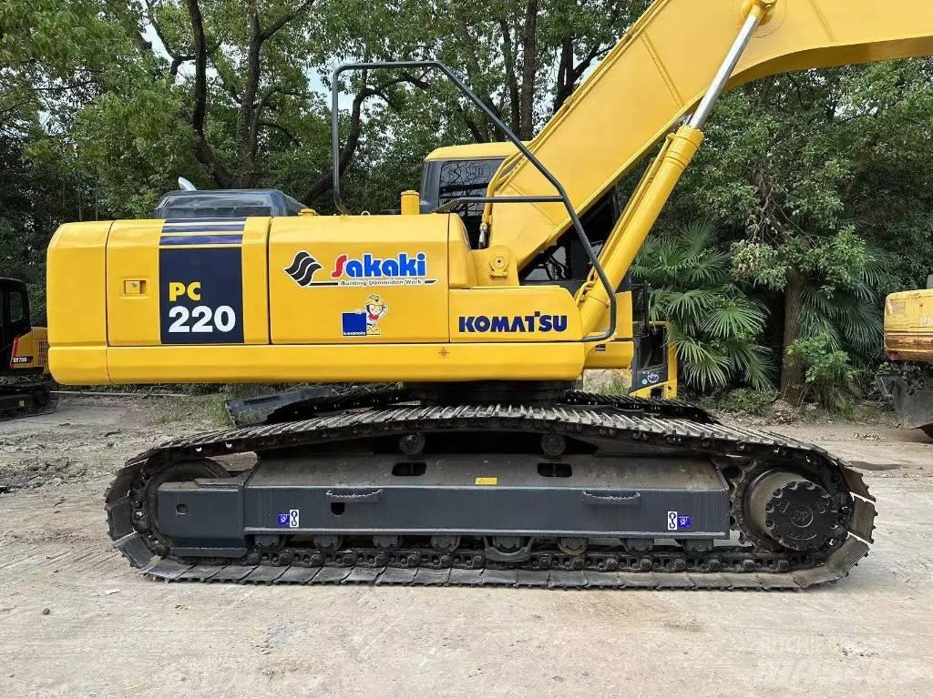 Komatsu PC220-8 Raupenbagger