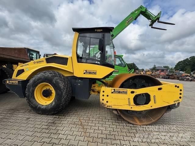 Bomag BW 213 D -5 Walzenzüge