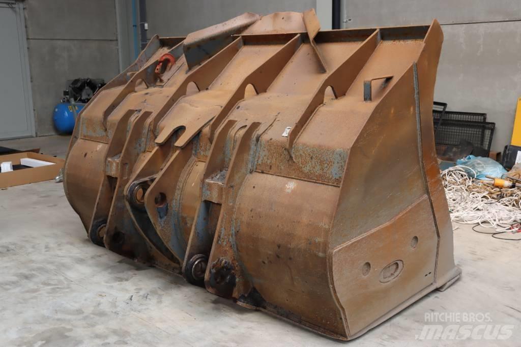 Komatsu WA470 Schaufeln