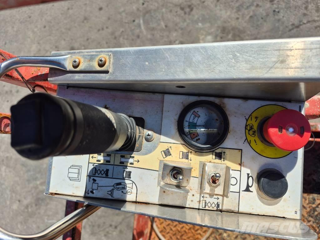 SkyJack SJ III 4632 Scheren-Arbeitsbühnen