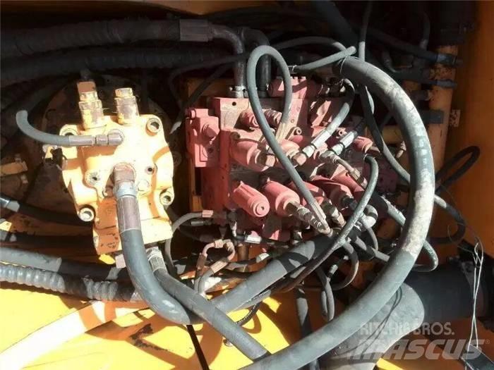Hyundai R220LC-7 Raupenbagger