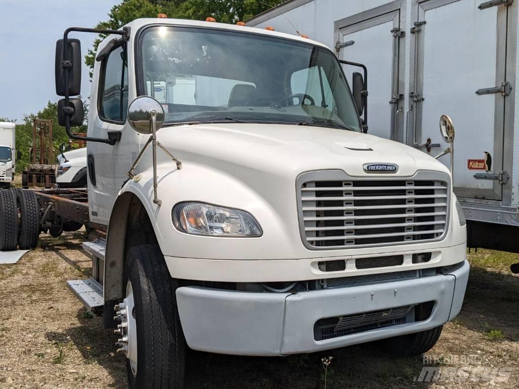 Freightliner M2106 Wechselfahrgestell