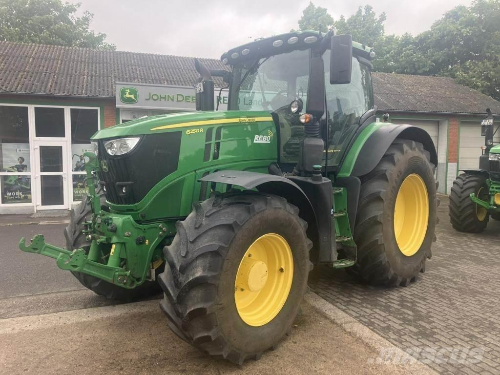 John Deere 6250R Traktoren