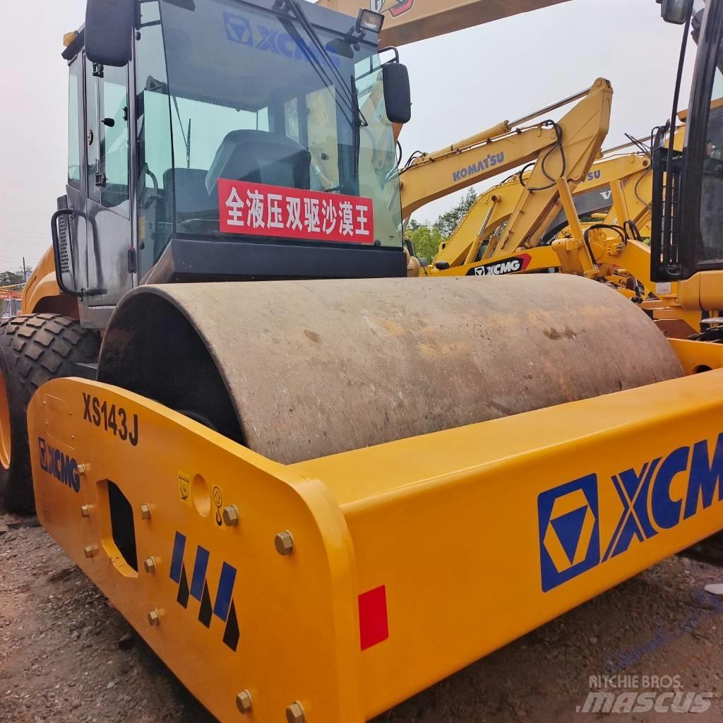 XCMG XS143J Walzenzüge