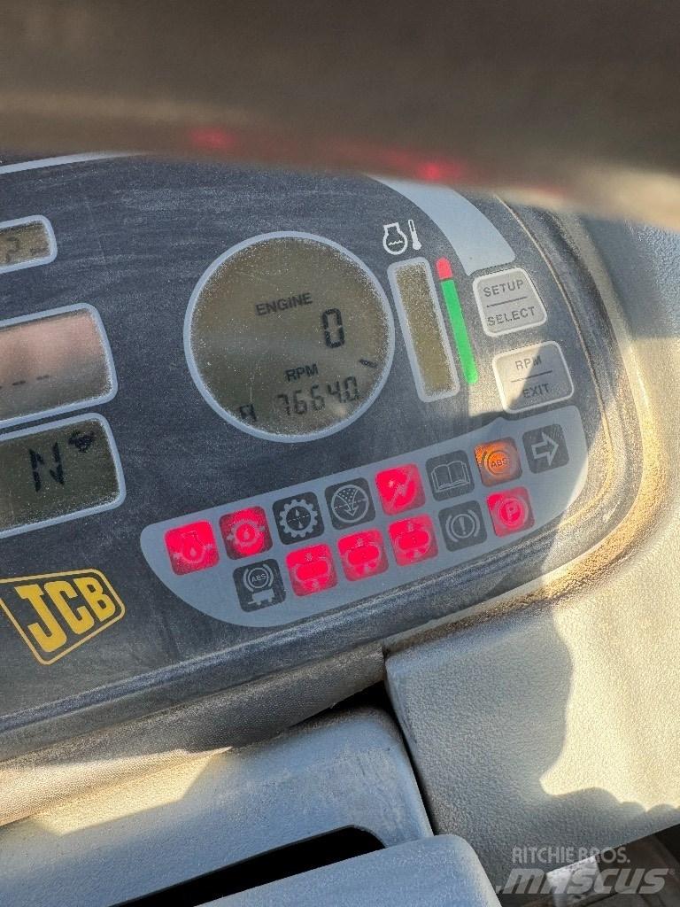 JCB Fastrac 3185 Traktoren