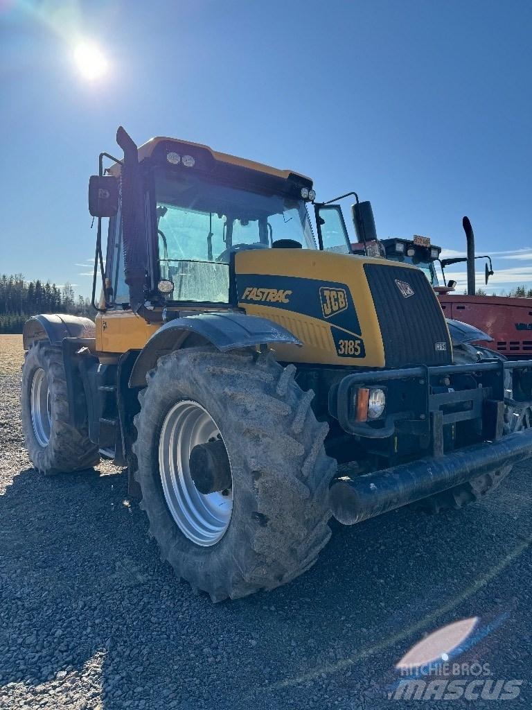 JCB Fastrac 3185 Traktoren