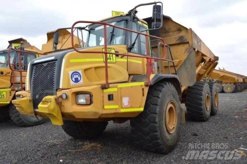 Bell B40D Dumper - Knickgelenk