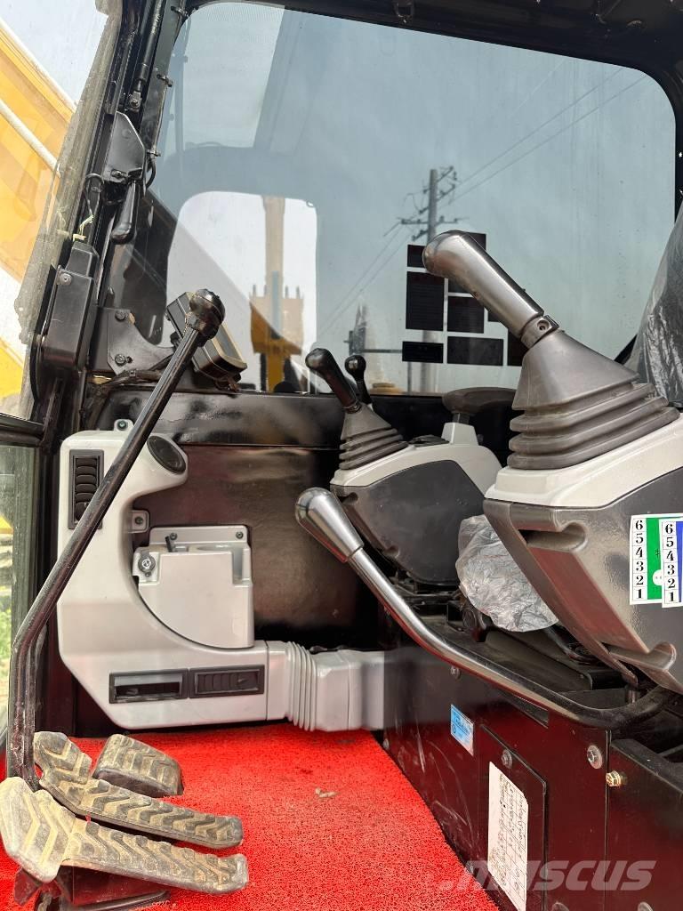 CAT 307E2 Midibagger  7t - 12t