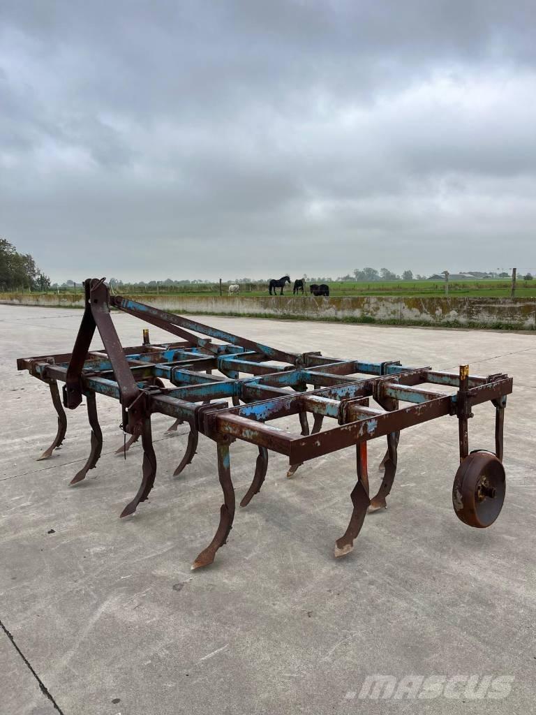  Cultivator 3500 Grubber