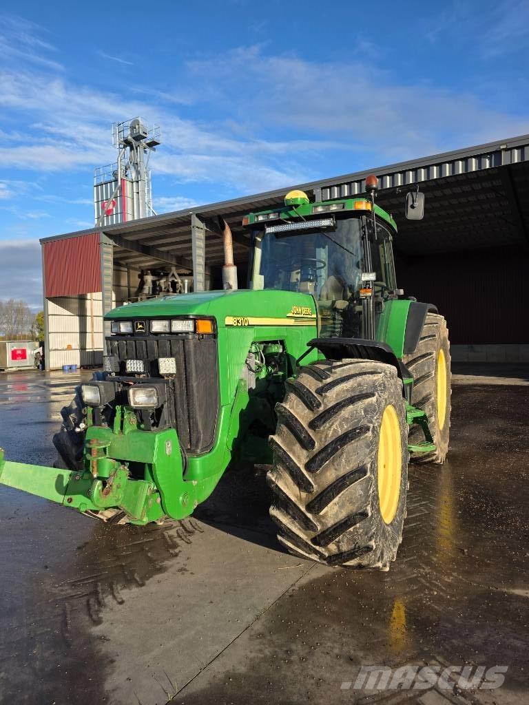 John Deere 8310 Traktoren