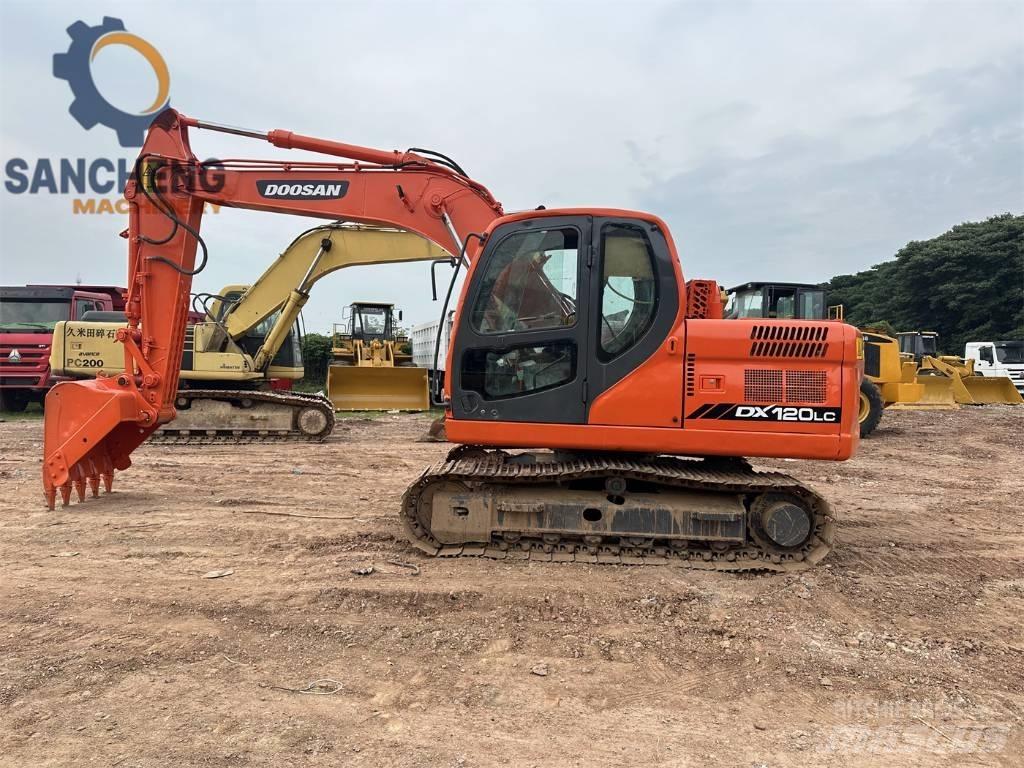 Doosan DX 120 Raupenbagger