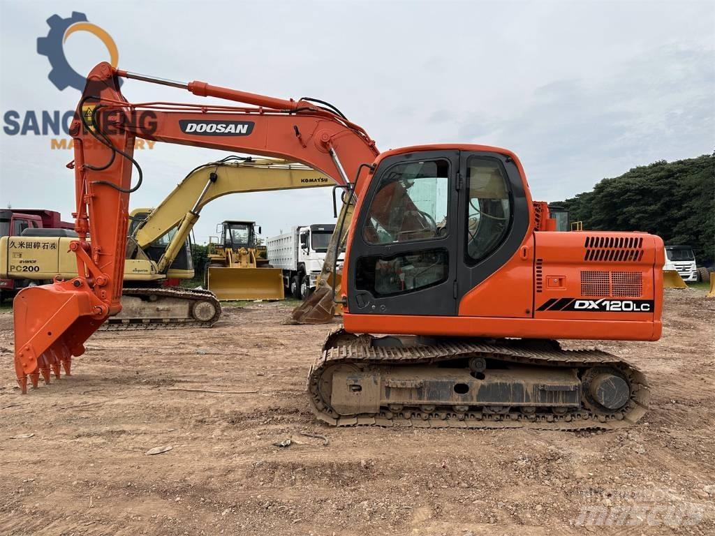 Doosan DX 120 Raupenbagger