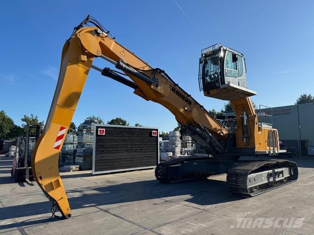 Liebherr LH 40C EW Materialumschlag